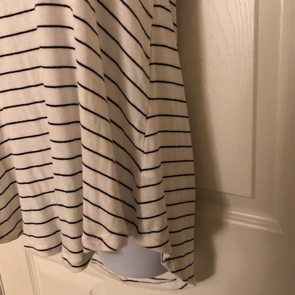 Flutter Sleeve Striped Boho Blouse - Picture 8 of 10